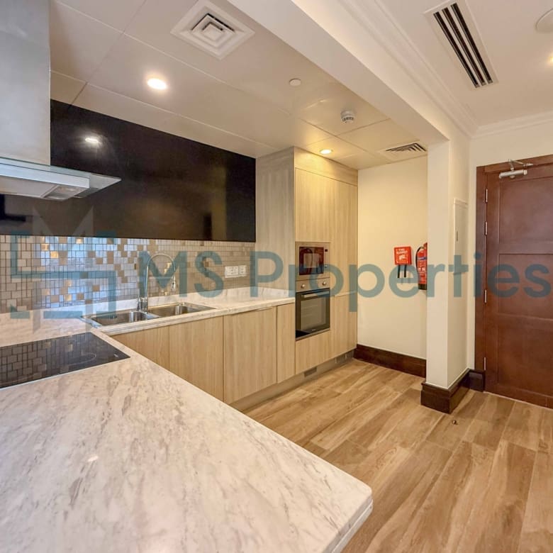 Elegant & Cozy Studio | Private Balcony & Sea View