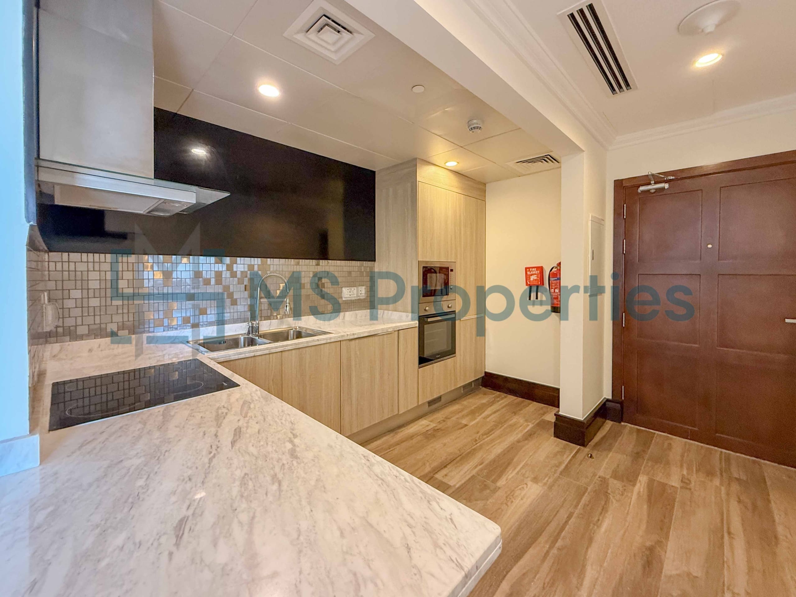 Elegant & Cozy Studio | Private Balcony & Sea View