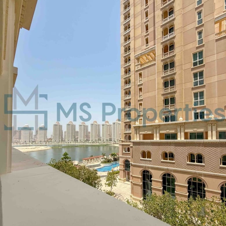 Outstanding Studio Flat with Balcony | Sea View