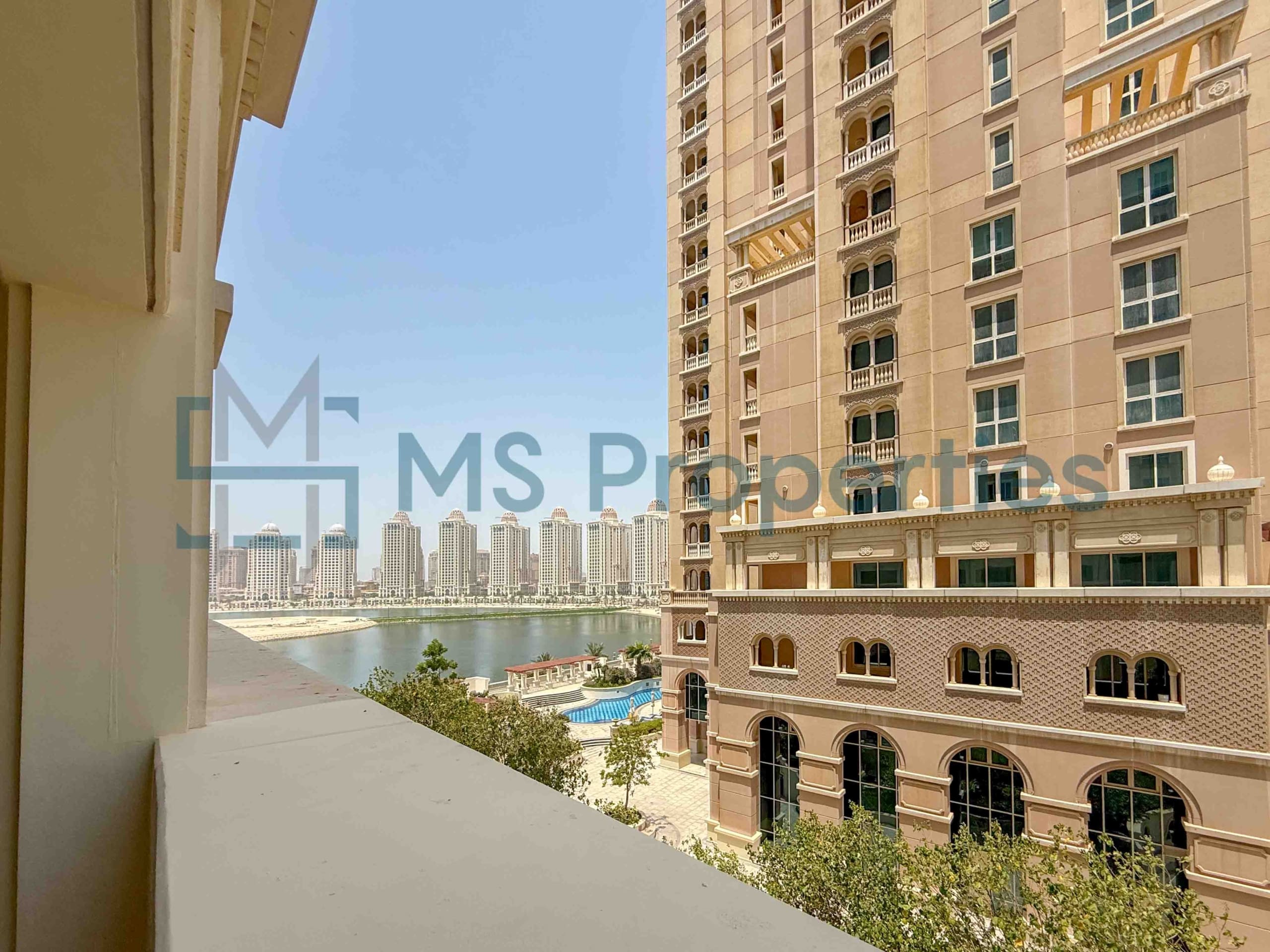 Outstanding Studio Flat with Balcony | Sea View