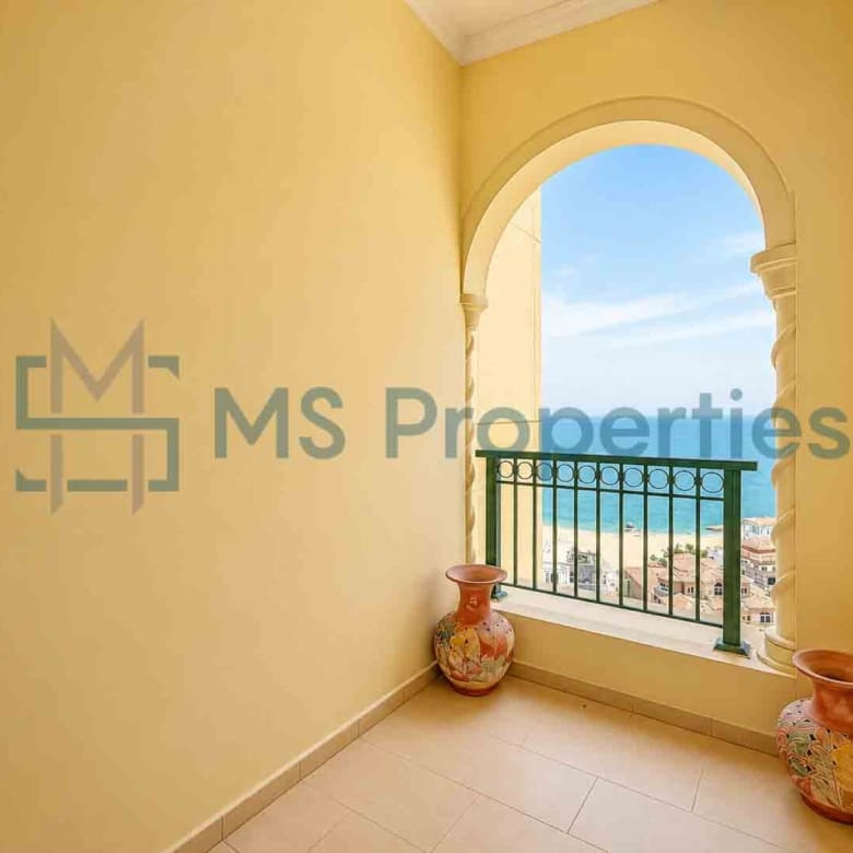 Exclusive 2 BDR Furnished with Balcony Sea View