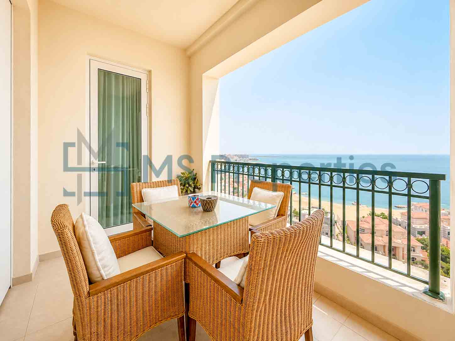 Exclusive 2 BDR Furnished with Balcony Sea View