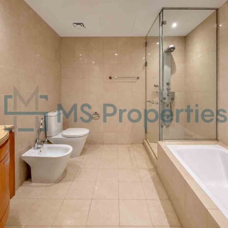 Exclusive 2 BDR Furnished with Balcony Sea View
