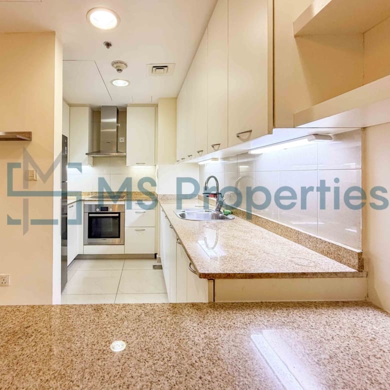 Precious Studio unit Apartment | Access Pool+Gym