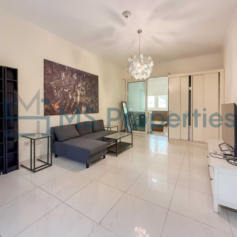 Precious Studio unit Apartment | Access Pool+Gym