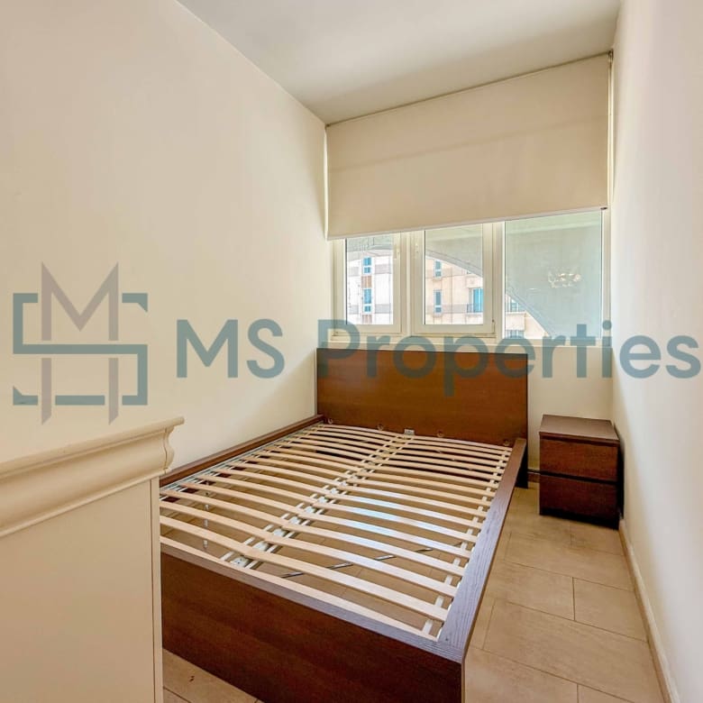 Precious Studio unit Apartment | Access Pool+Gym