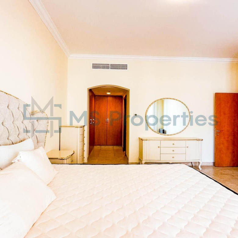 Beautiful 2BHK with Huge Balcony | Amazing Marina View