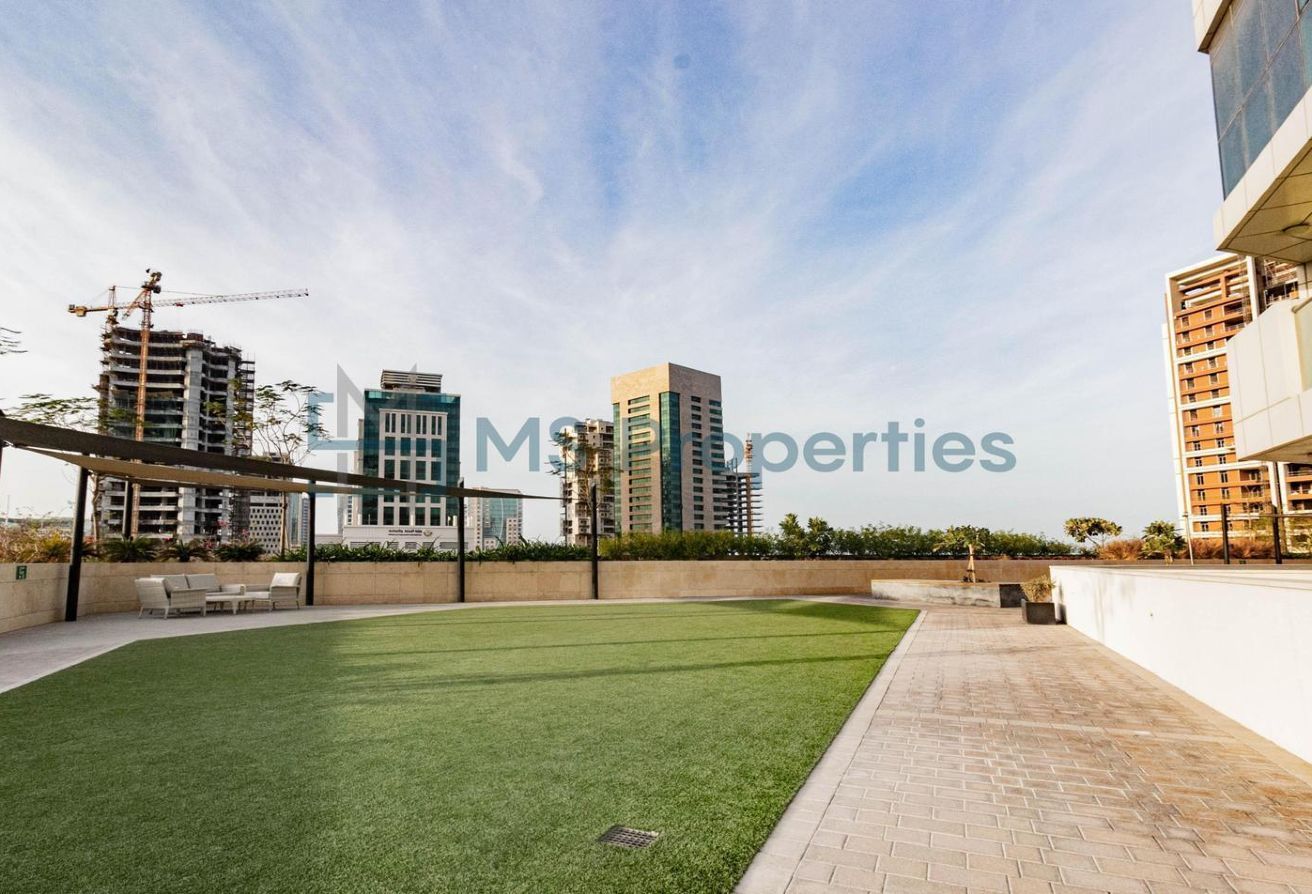 Captivating 2 Bedroom Furnished | Balcony +Bills Included