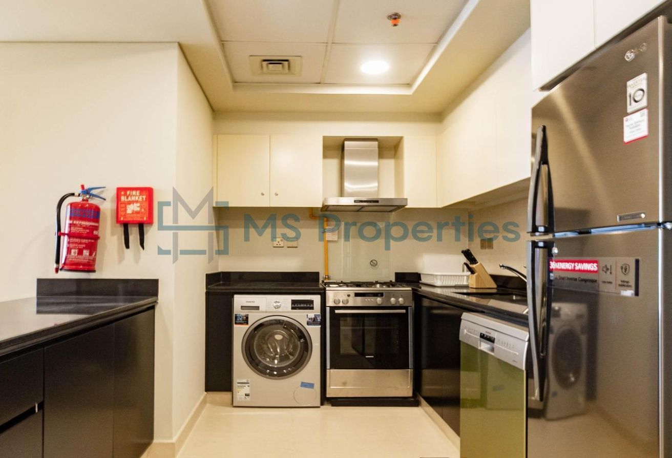 Captivating 2 Bedroom Furnished | Balcony +Bills Included