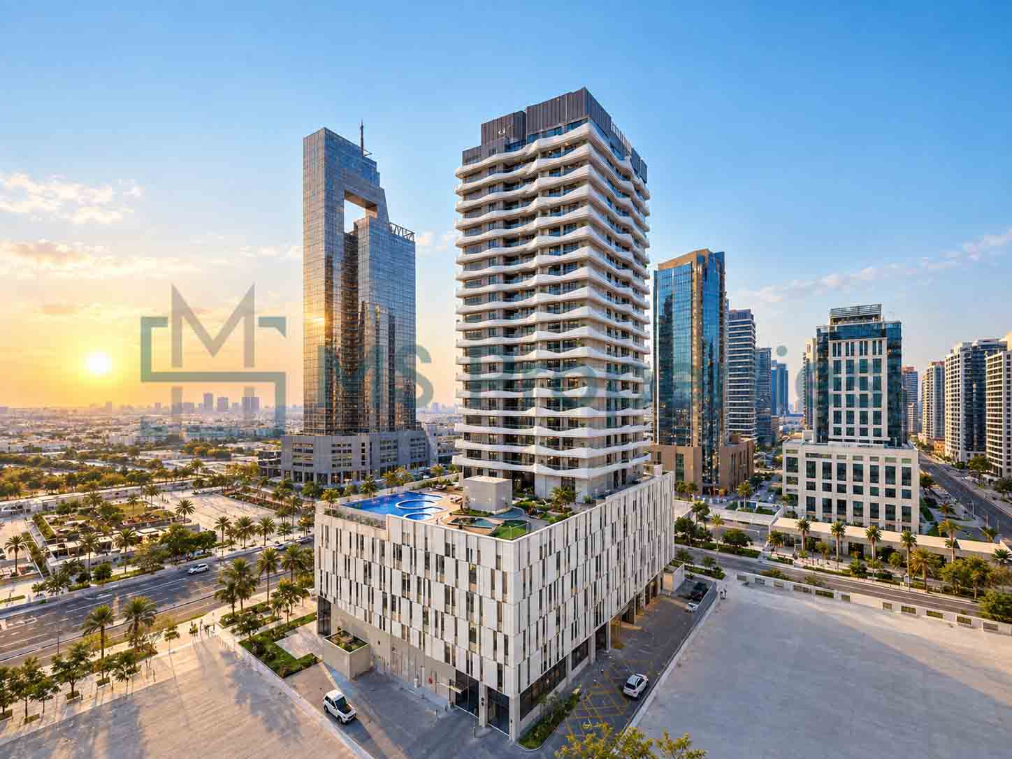 Luxury 1BDR Furnished w/ Balcony | Prime Location