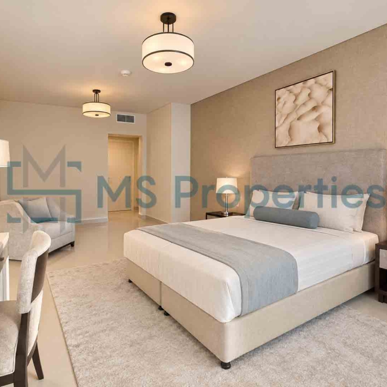 Luxury 1BDR Furnished w/ Balcony | Prime Location