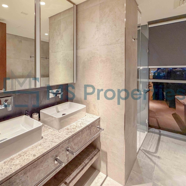 Luxurious Living 2 Bedroom Furnished in Lusail Prime Area