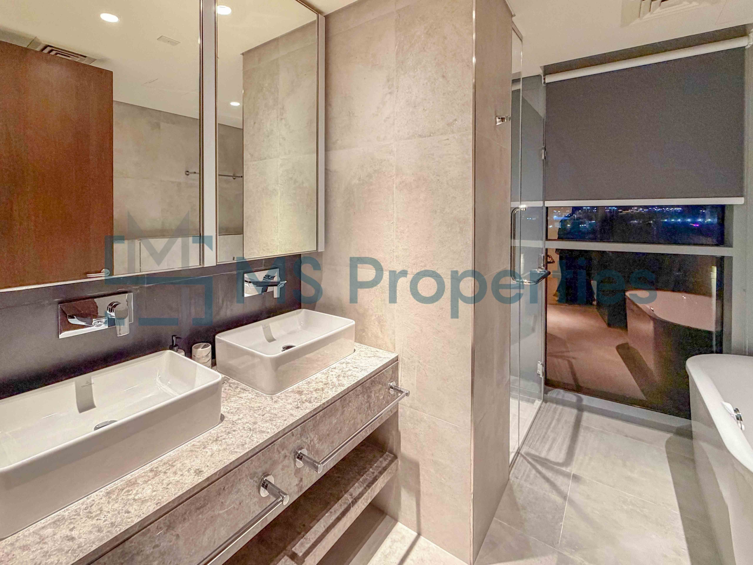 Luxurious Living 2 Bedroom Furnished in Lusail Prime Area