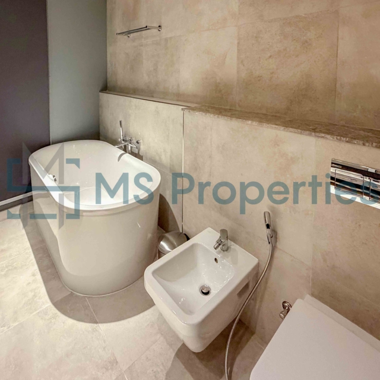 Luxurious Living 2 Bedroom Furnished in Lusail Prime Area