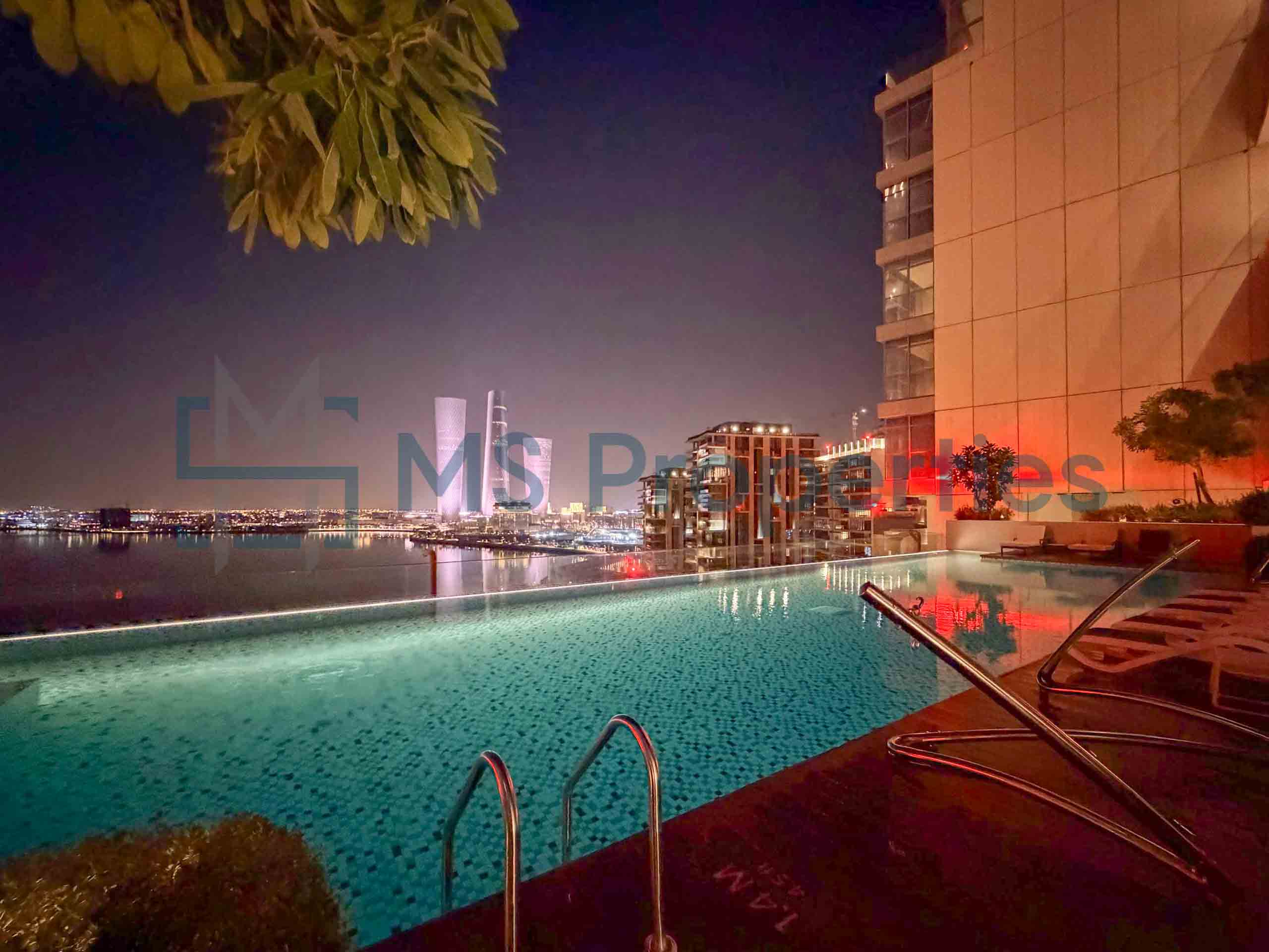 Luxurious Living 2 Bedroom Furnished in Lusail Prime Area