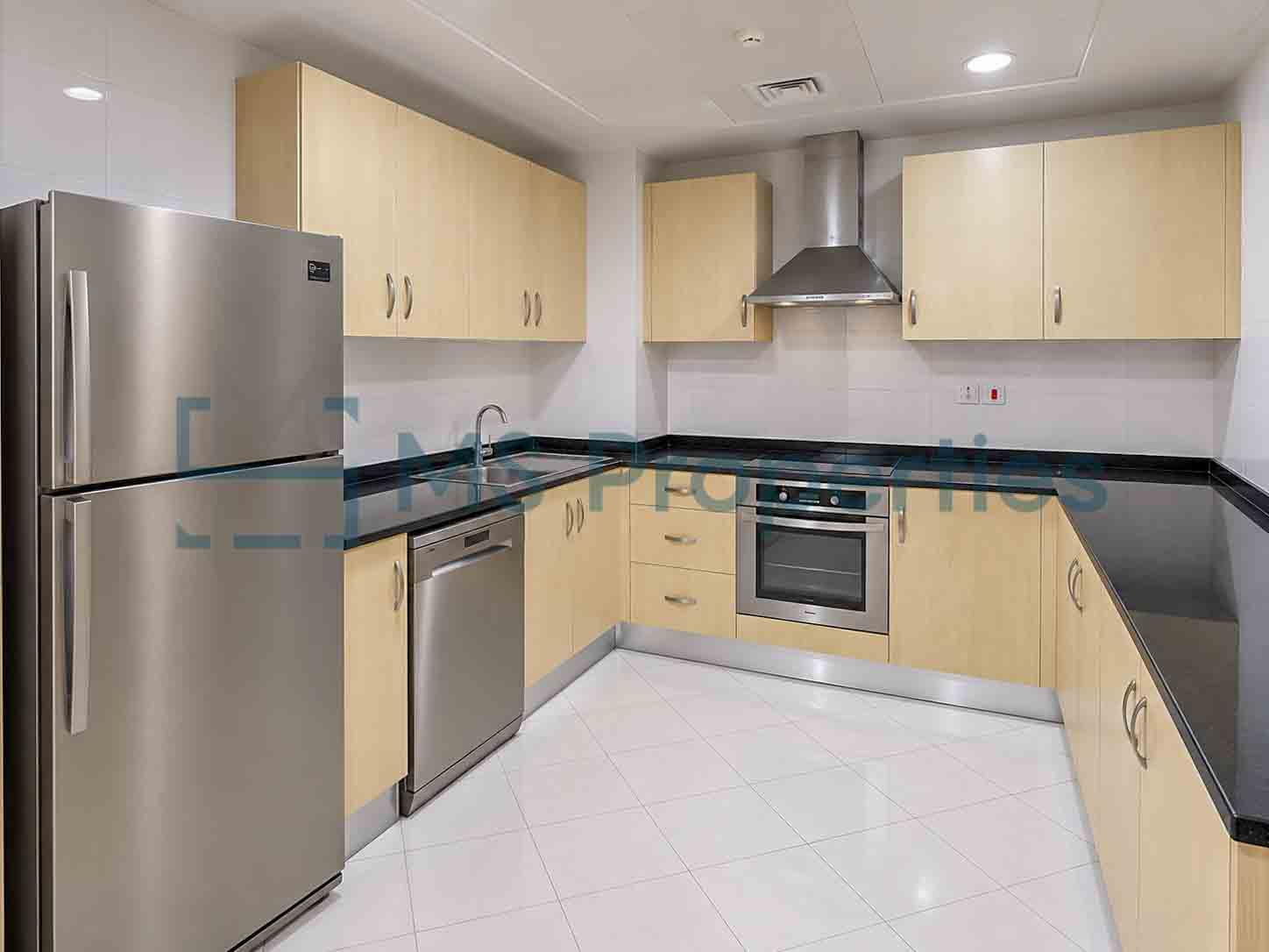 Elegant 1BDR Furnished with Stunning View Balcony