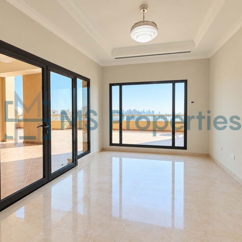 Modern 4 Bedrooms with 2 Maids Room Penthouse for Sale
