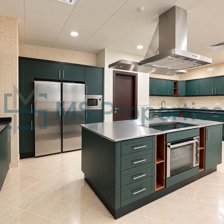 Modern 4 Bedrooms with 2 Maids Room Penthouse for Sale