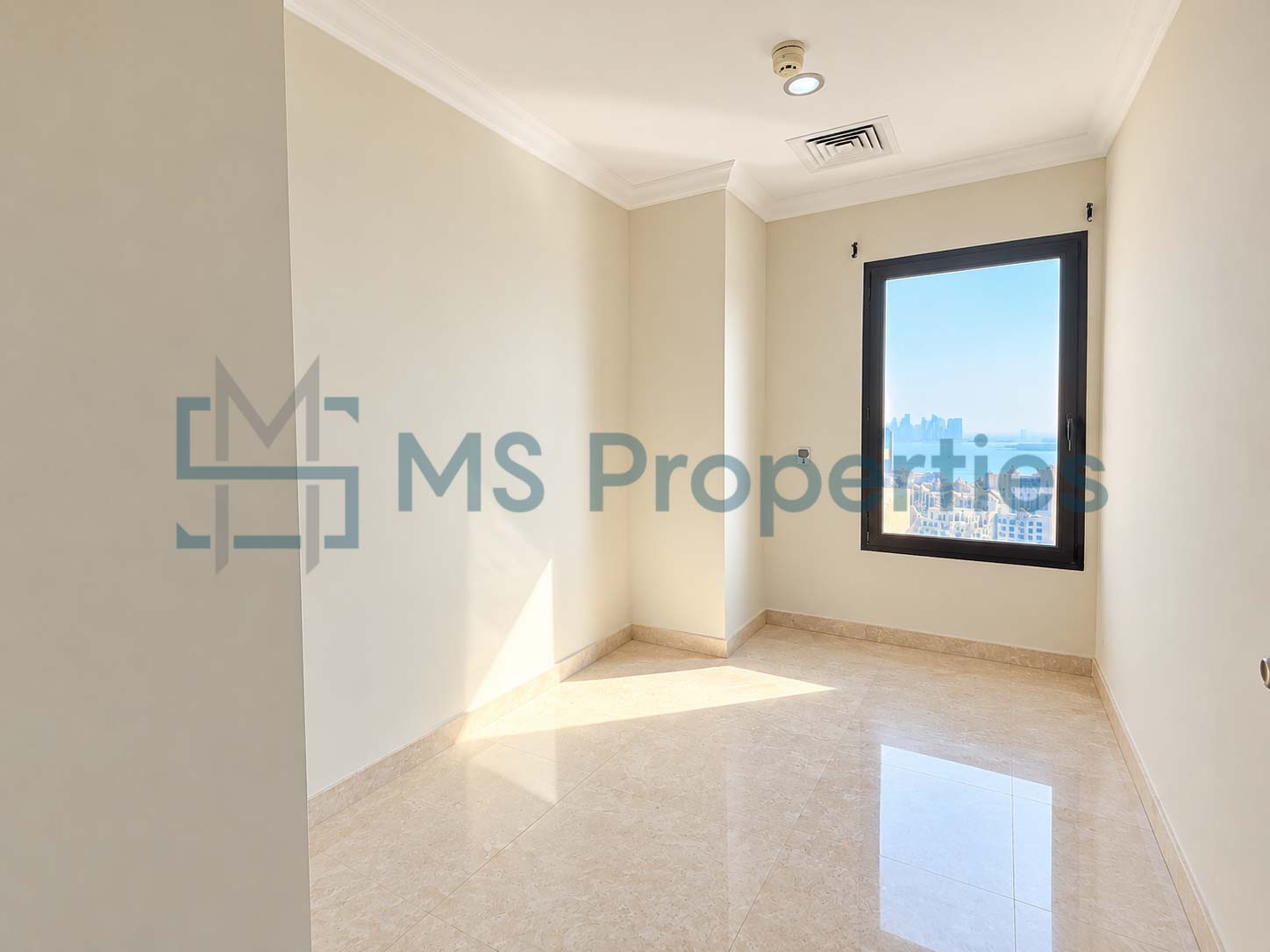 Modern 4 Bedrooms with 2 Maids Room Penthouse for Sale