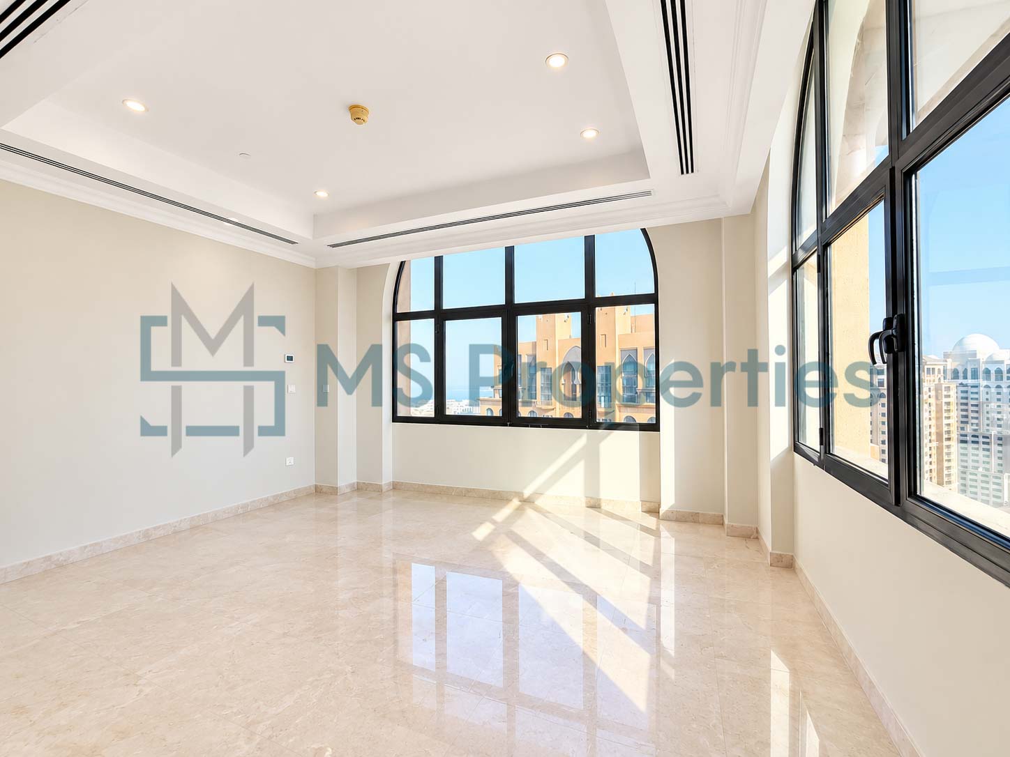 Modern 4 Bedrooms with 2 Maids Room Penthouse for Sale
