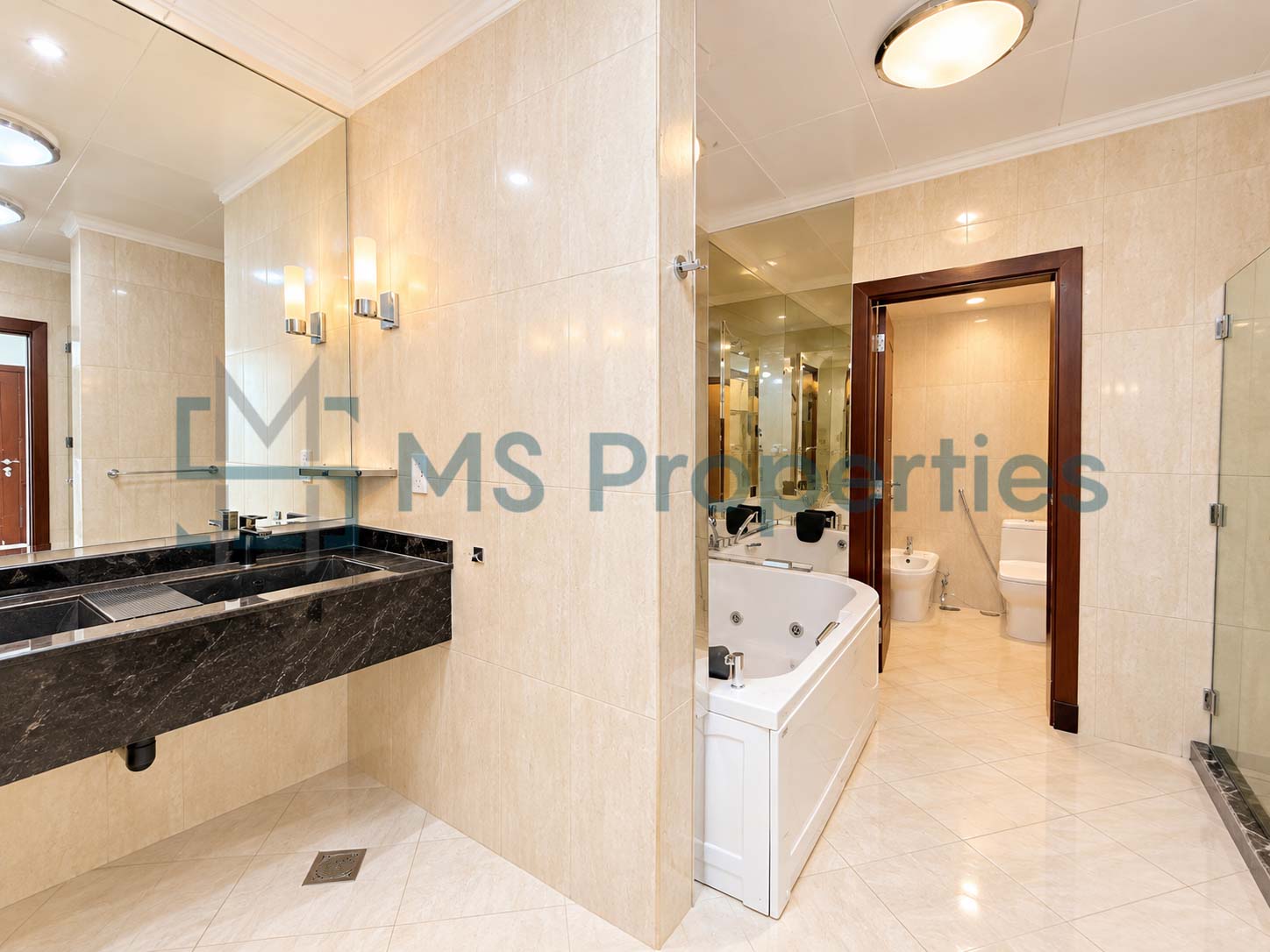 Modern 4 Bedrooms with 2 Maids Room Penthouse for Sale