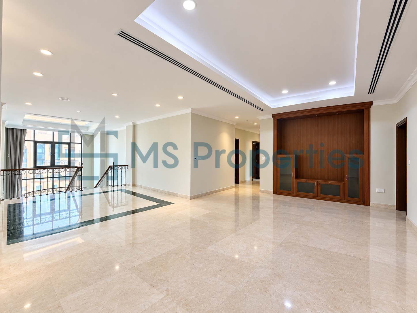 Modern 4 Bedrooms with 2 Maids Room Penthouse for Sale
