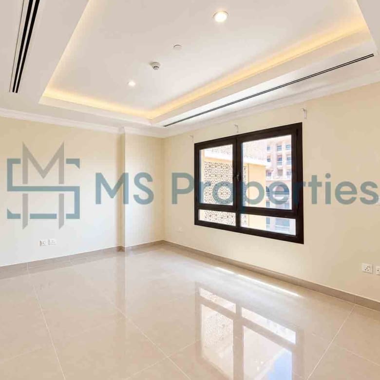 Stunning 2 BHK | Great Layout Balcony | Marina View