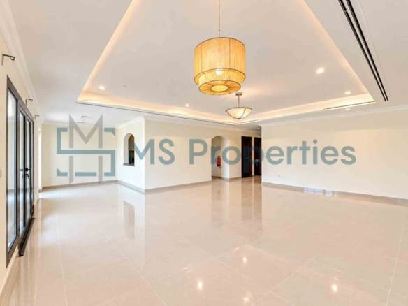 Stunning 2 BHK | Great Layout Balcony | Marina View