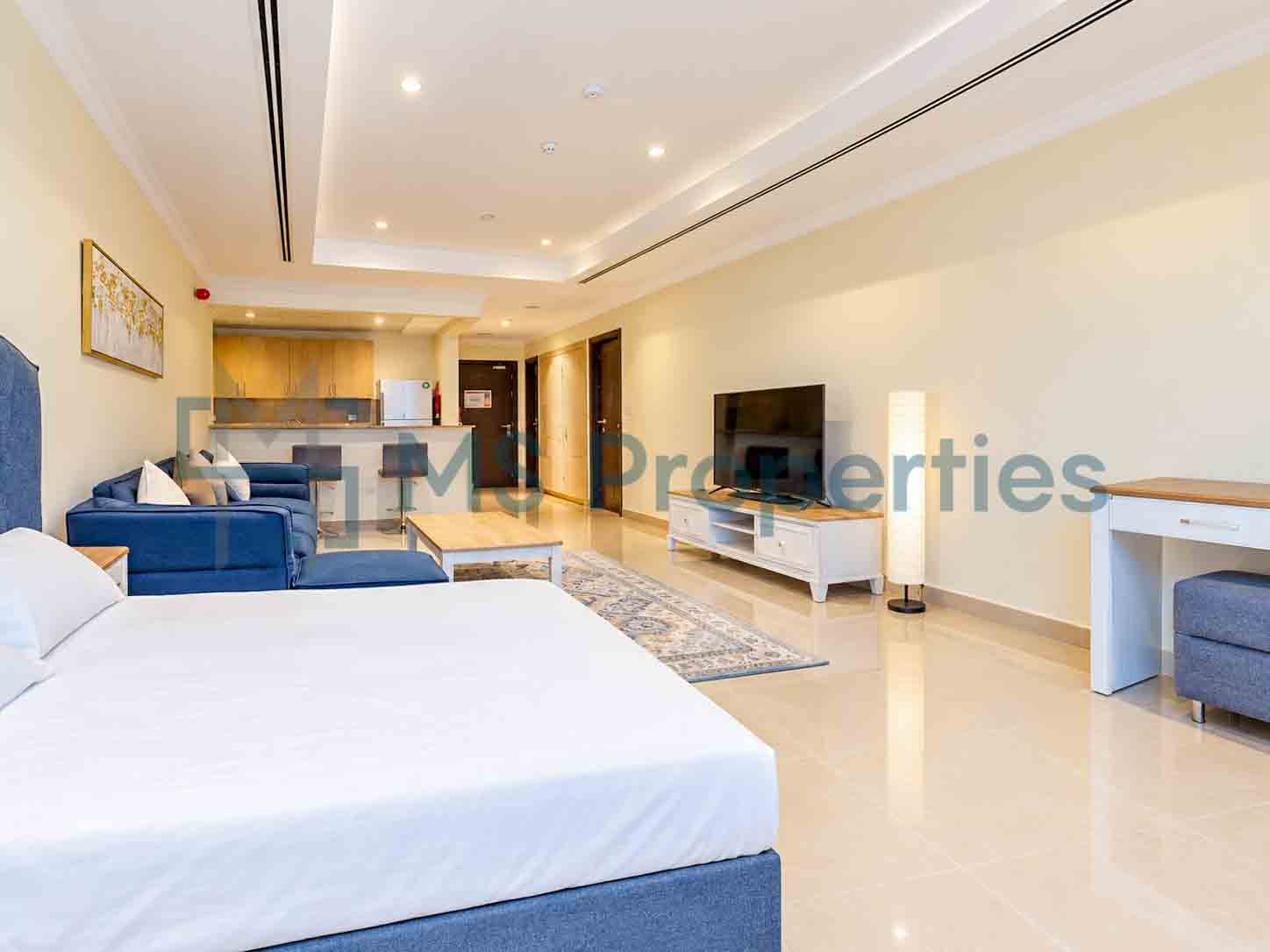 Minimalist Studio Furnished in The Pearl | Bills Included