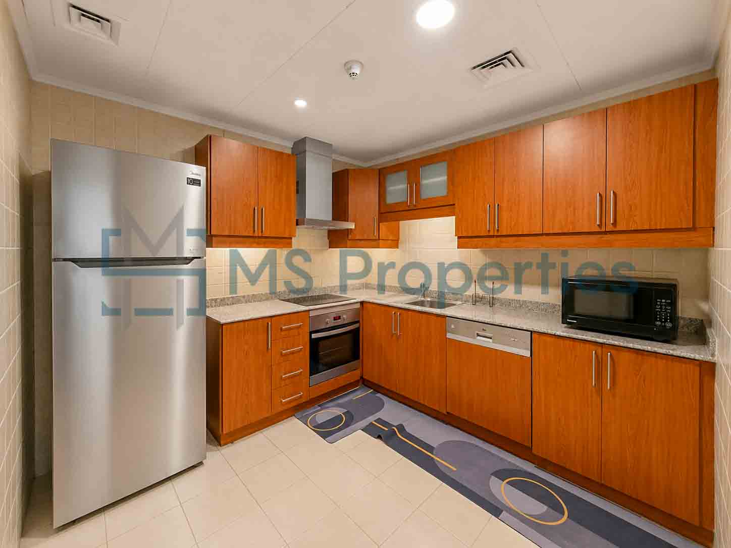 Bright & Spacious 2BHK Furnished | Beautiful Marina View