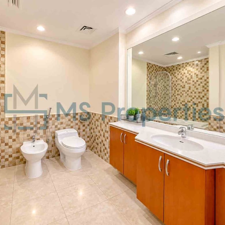 Experience 3BHK + Maid Room with Stunning Full Marina View Balcony