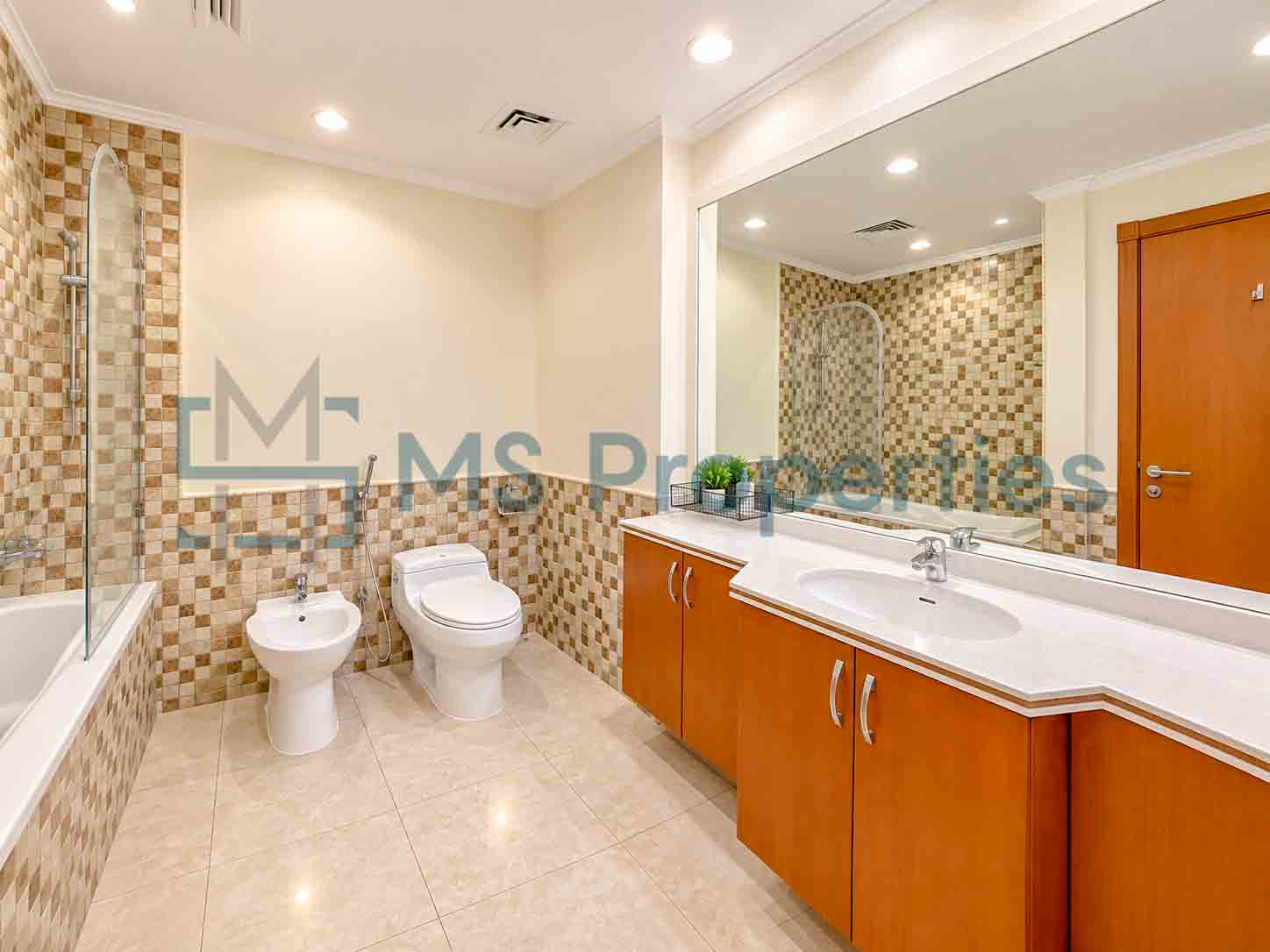 Experience 3BHK + Maid Room with Stunning Full Marina View Balcony