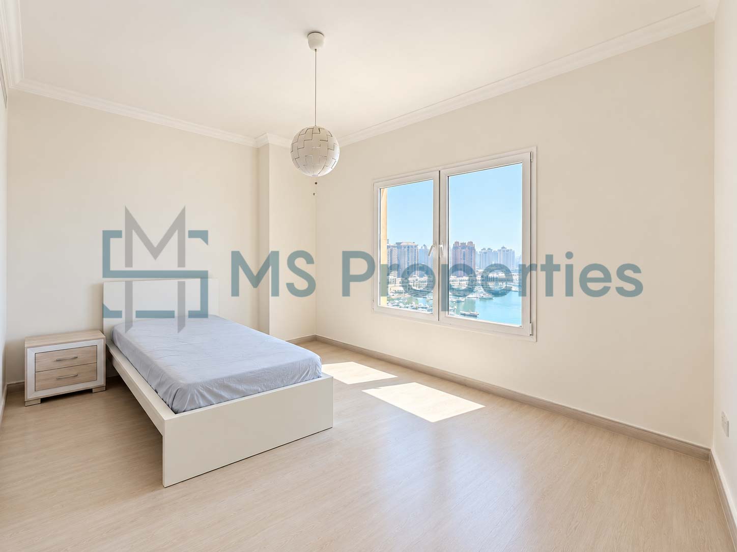 High-End 3BHK with MaidRoom Apartment with Marina View Balcony
