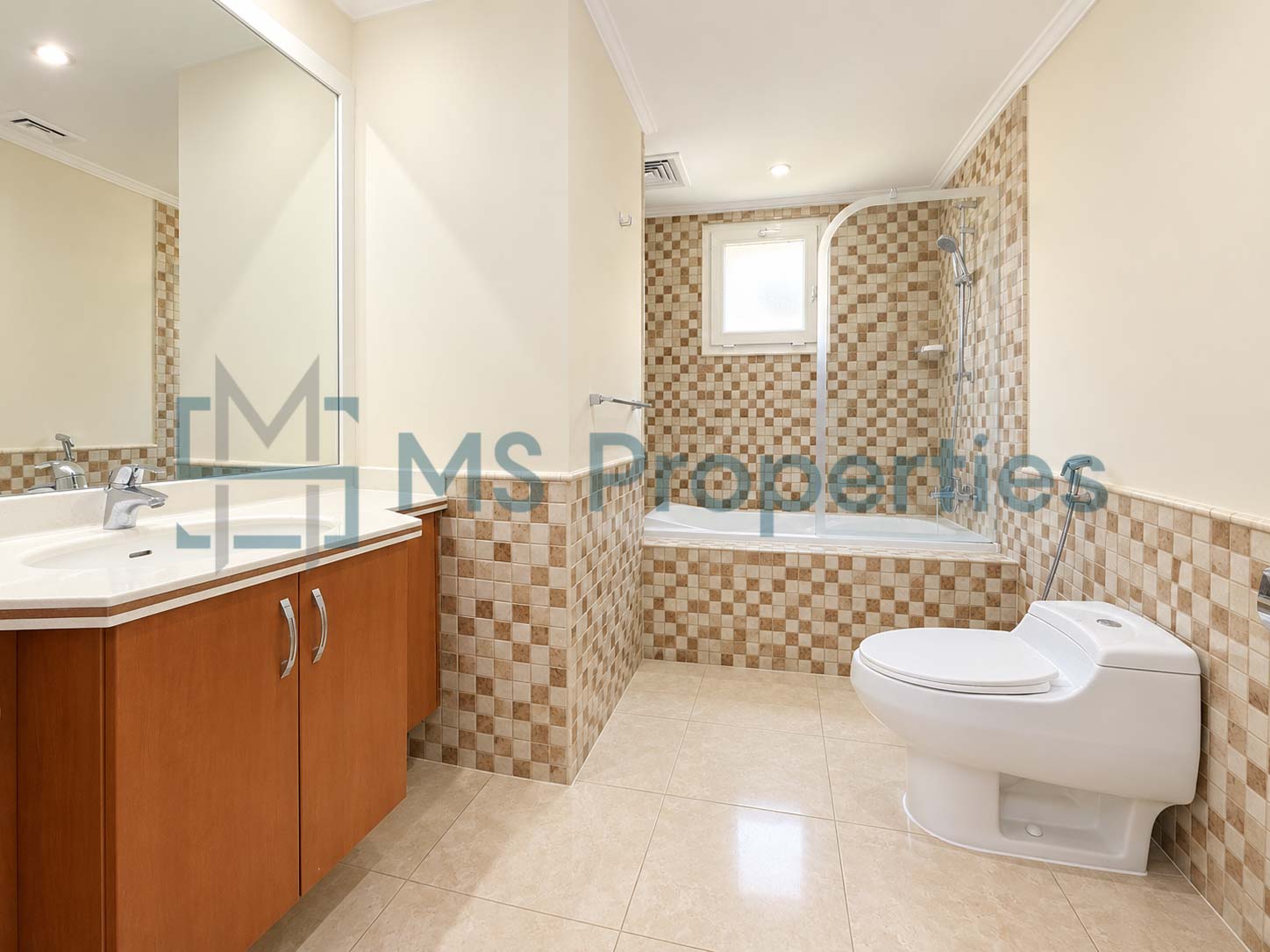 Luxury 3BHK+Maid Room | Furnished | Sea View Balcony