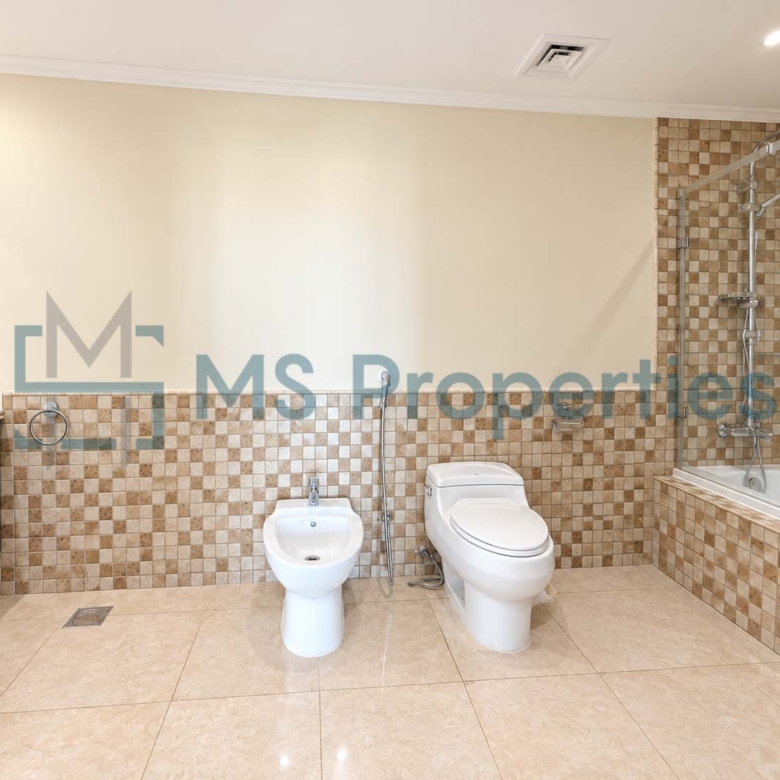 High-End 3BHK with MaidRoom Apartment with Marina View Balcony
