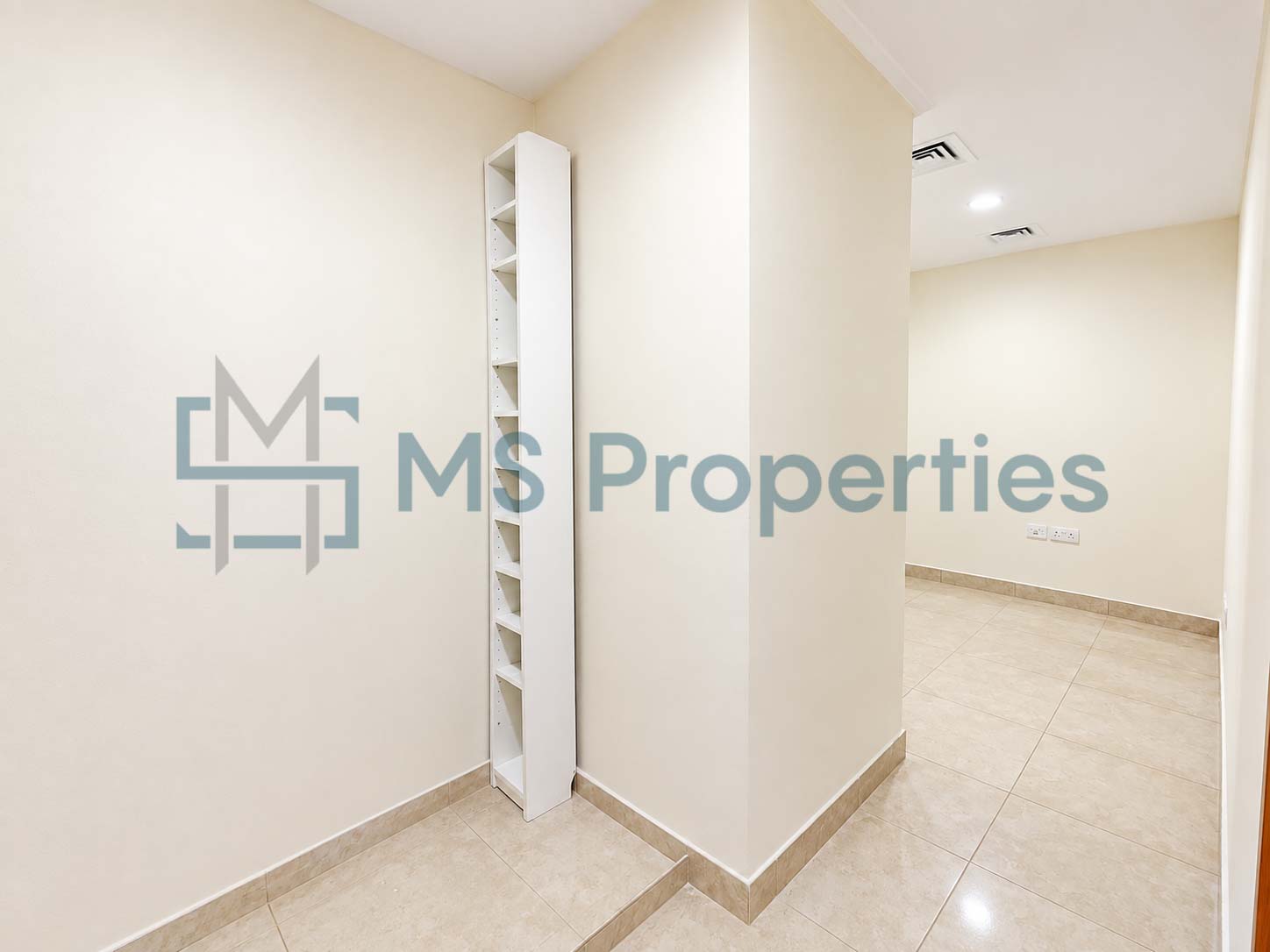 High-End 3BHK with MaidRoom Apartment with Marina View Balcony