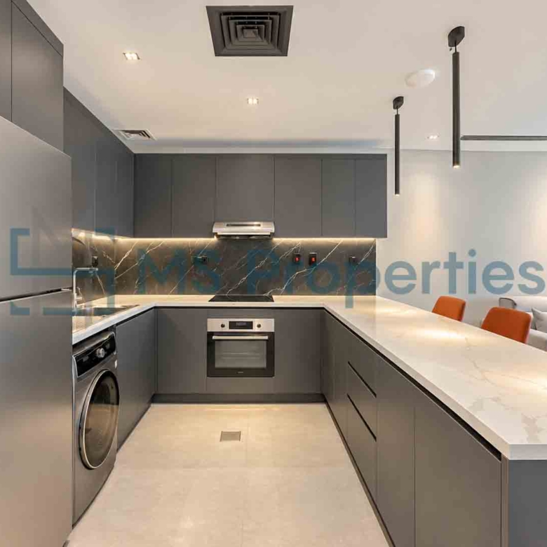 Sophisticated Studio Furnished with Great View
