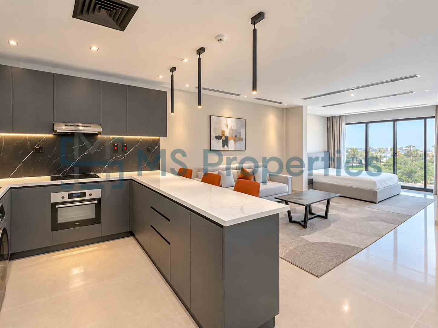 Sophisticated Studio Furnished with Great View