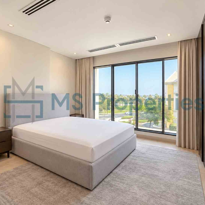 Sophisticated Studio Furnished with Great View