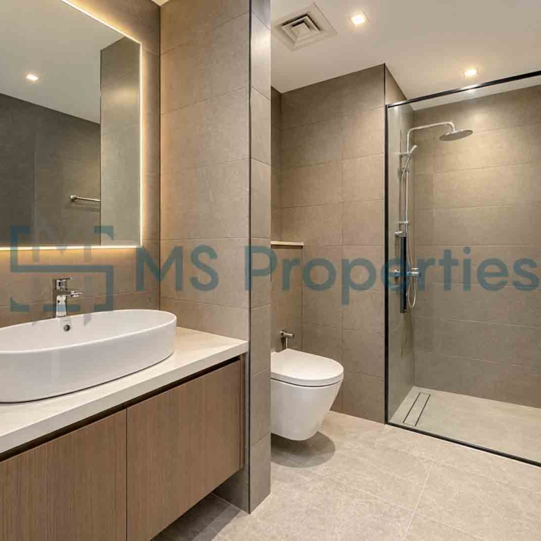 Sophisticated Studio Furnished with Great View