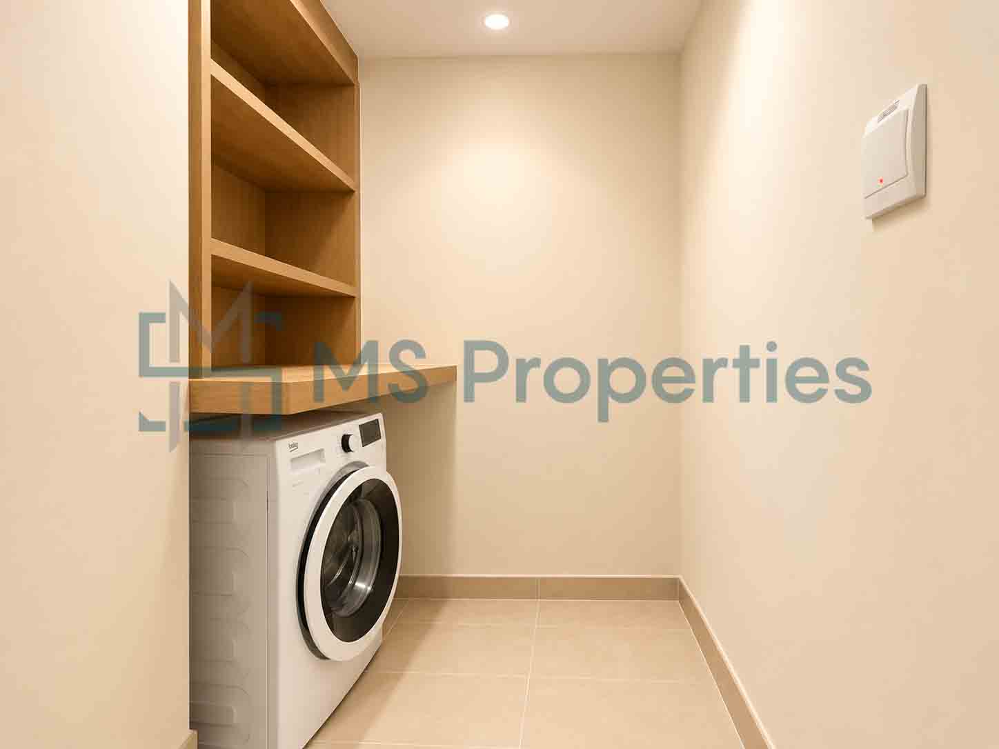 Luxury 1 BHK Furnished with Balcony | Bills Included