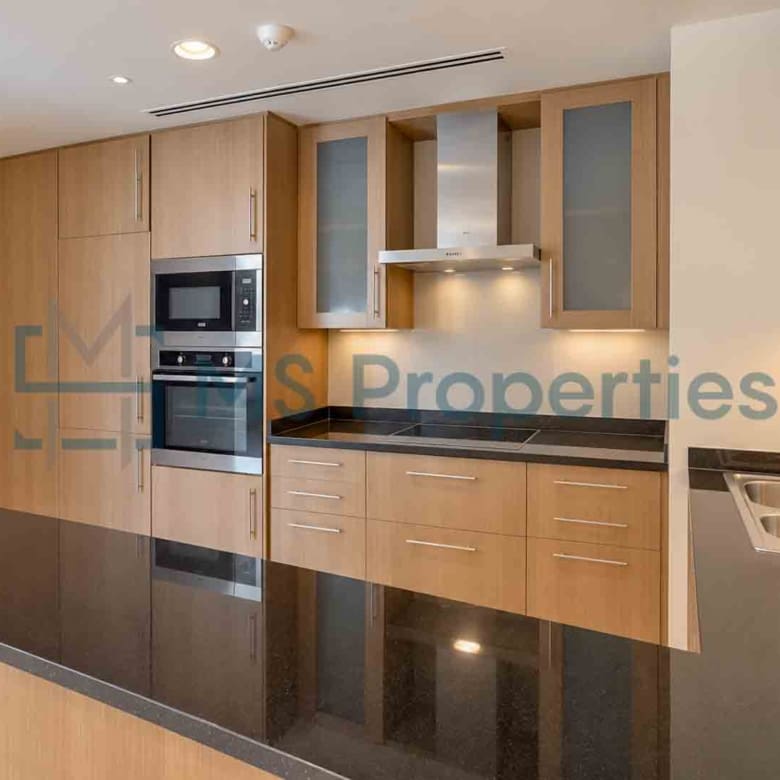 Stunning 1 BHK Apartment with Huge Balcony | Bills Included
