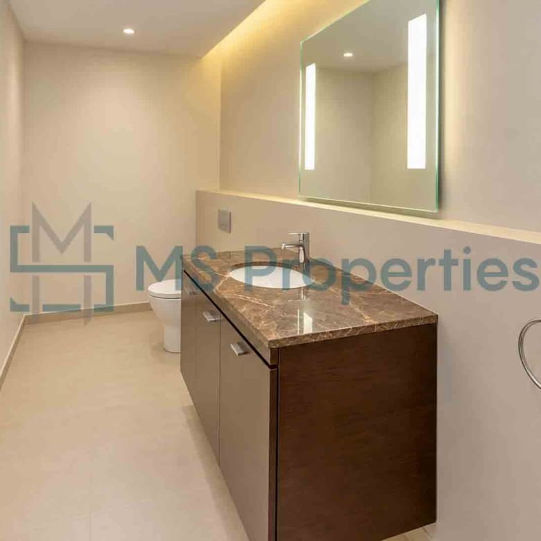 Stunning 1 BHK Apartment with Huge Balcony | Bills Included