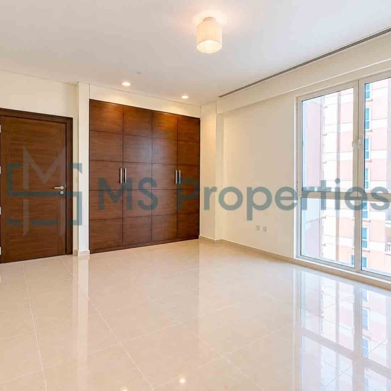 High-End 2 BHK Apartment with Balcony | Beautiful Sea View