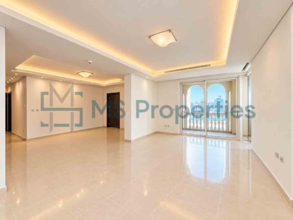 Stunning 2 BDR Apartment w/ Balcony Full Sea View | For Sale