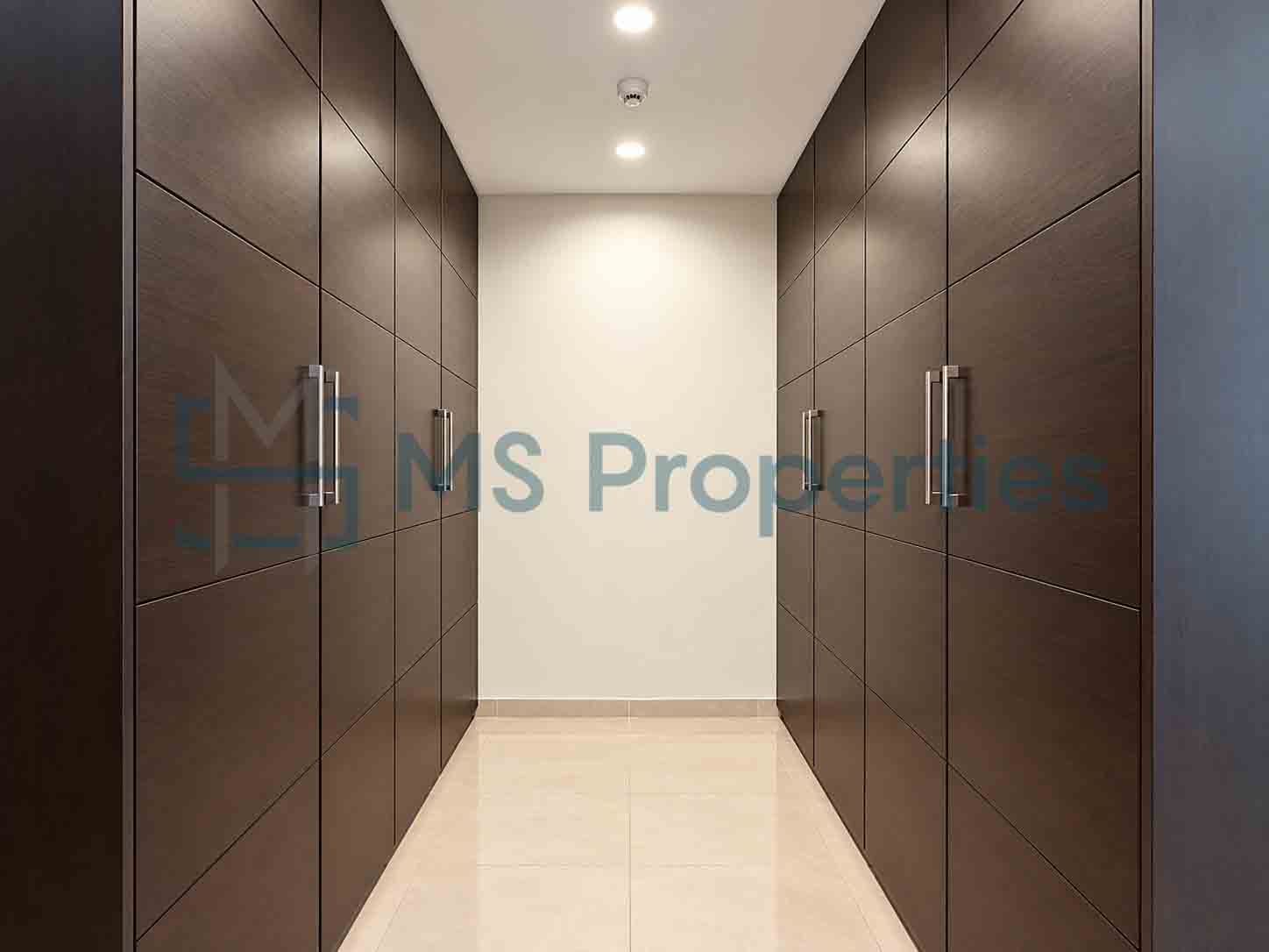High-End 2 BHK Apartment with Balcony | Beautiful Sea View