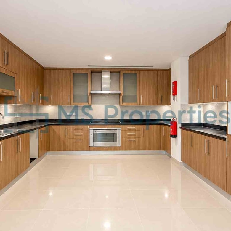 Premium 3BHK + Maid Room with Balcony | Amazing View