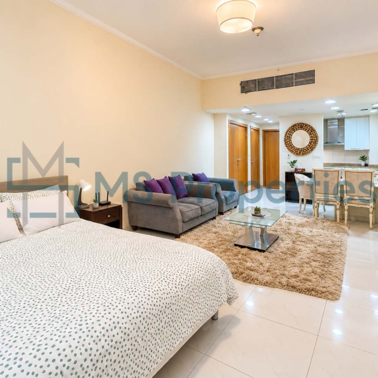 Gorgeous Studio Apartment with Sea View Balcony