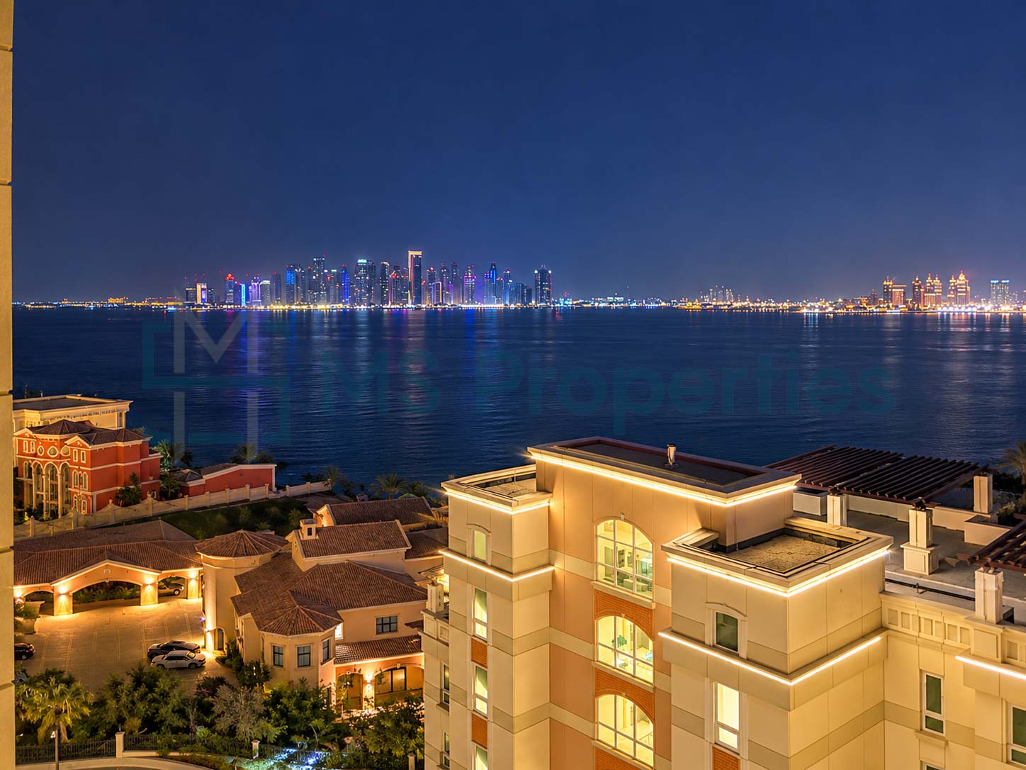 Gorgeous Studio Apartment with Sea View Balcony