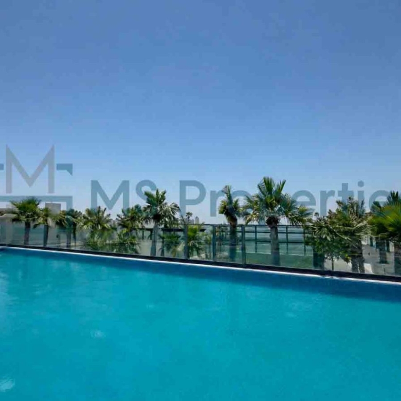 Sophisticated Studio Furnished with Great View